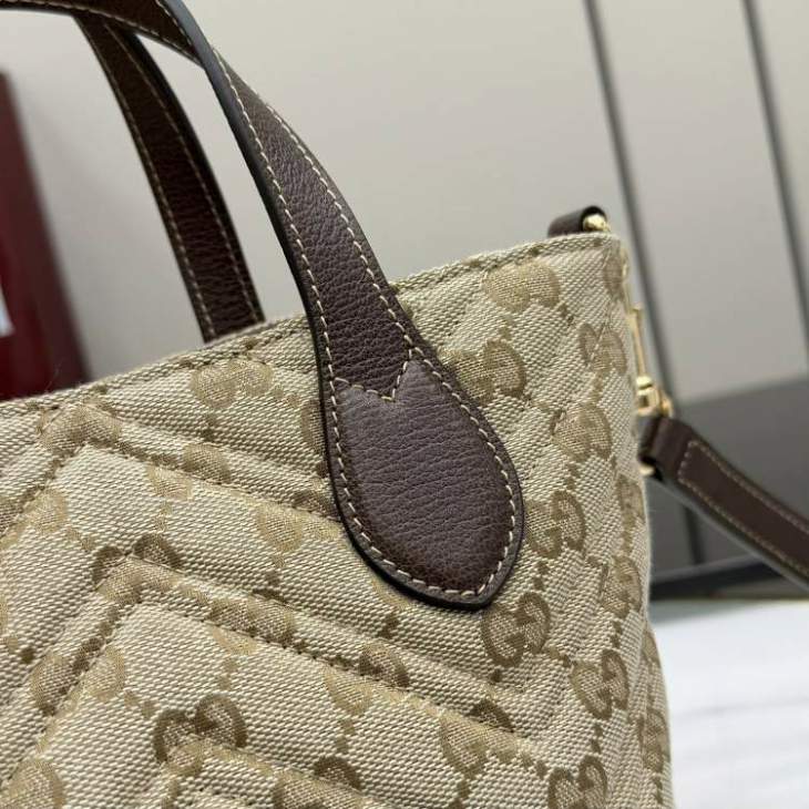 Picture of Gucci Handbags _SKUfw231080353fw